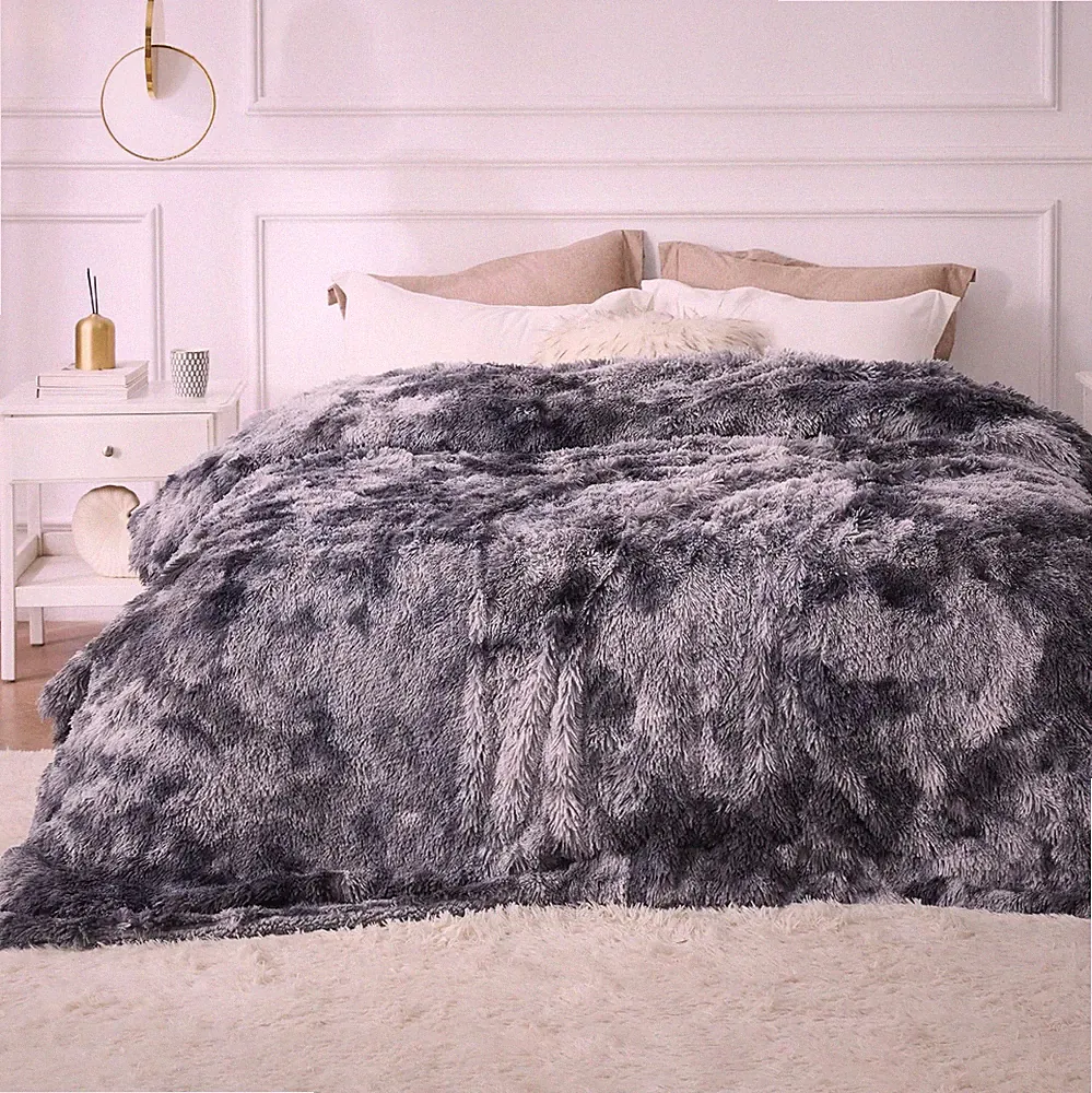 Fluffy King Size Blanket for Bed, Thick Warm Sherpa Fleece Faux Fur Bedding