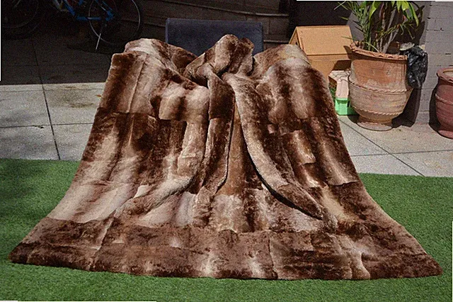 Genuine Real Sheared Phantom Beaver Fur Blanket King Size throw 83" x 73" Rug