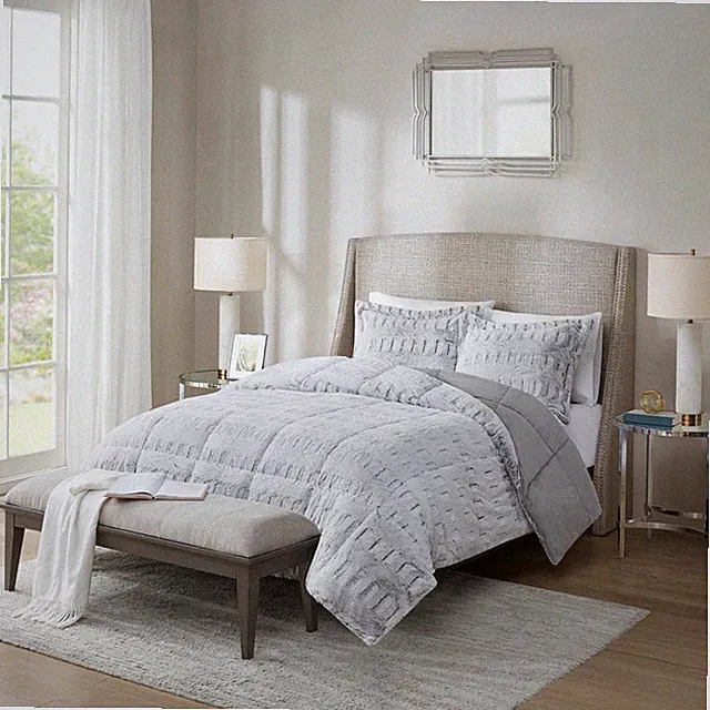 Madison Park Gia Back Print Long Fur Comforter Set